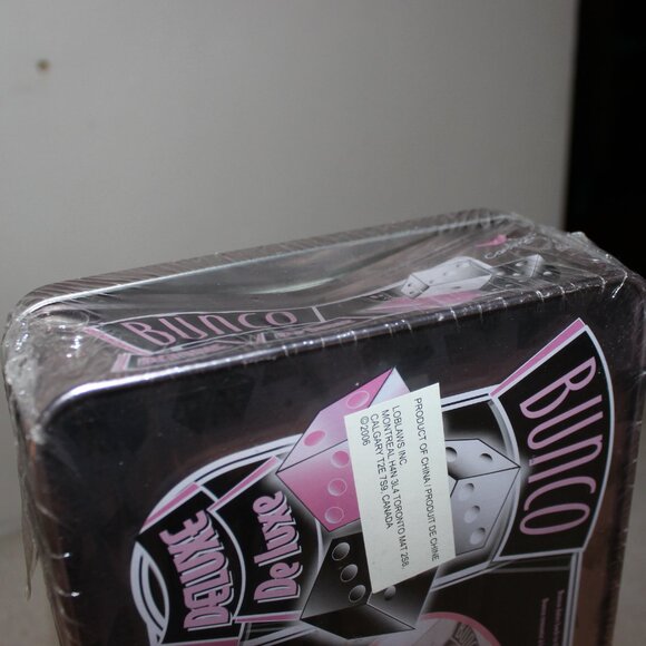3/$55❤️new damaged tin box DELUXE BUNCO Party Dice Game 2004 Cardinal Games - Picture 3 of 7